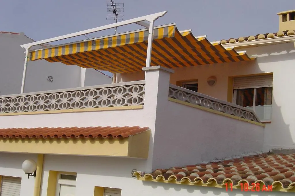 Apartamentos Famara Lloret de Mar